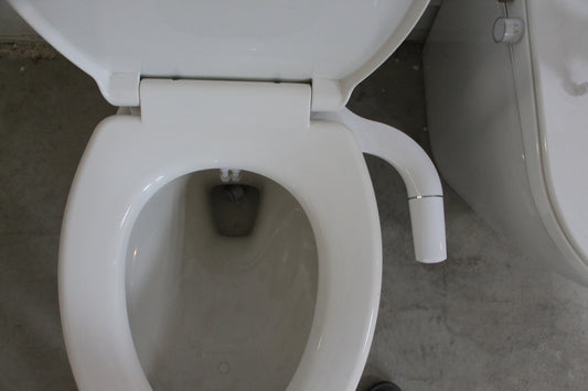 Left-Hand Bidet Toilet Seat Attachment – Dual Nozzle, Adjustable Pressure, UK ½" Tee Connector