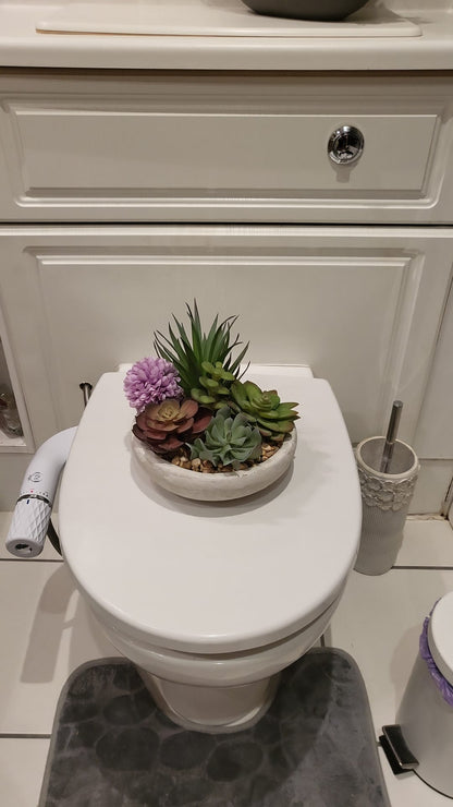 Bidet installed in UK bathroom, 1